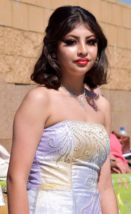 040122-smt-news-ahc-fashion-show-007.jpg